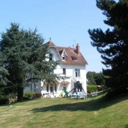 Castel Marie Louise Bed & Breakfast Néris-les-Bains